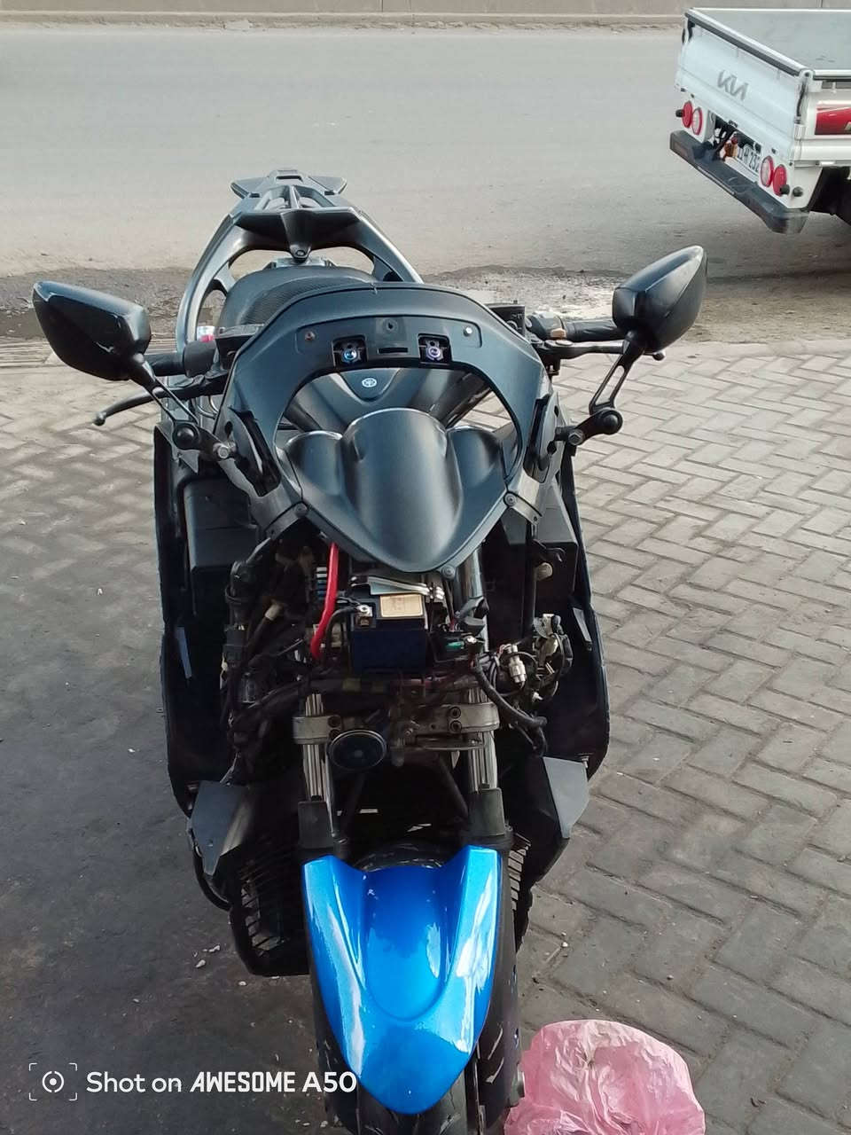 تي ماكس 2011
ماشية 23 الف بيها نواقص بجم وصفاح وجامة 

مكينة مكفولة  

عنوان حبيبية قرب مطعم وليد 

سعر 23 ورقة 

***********
