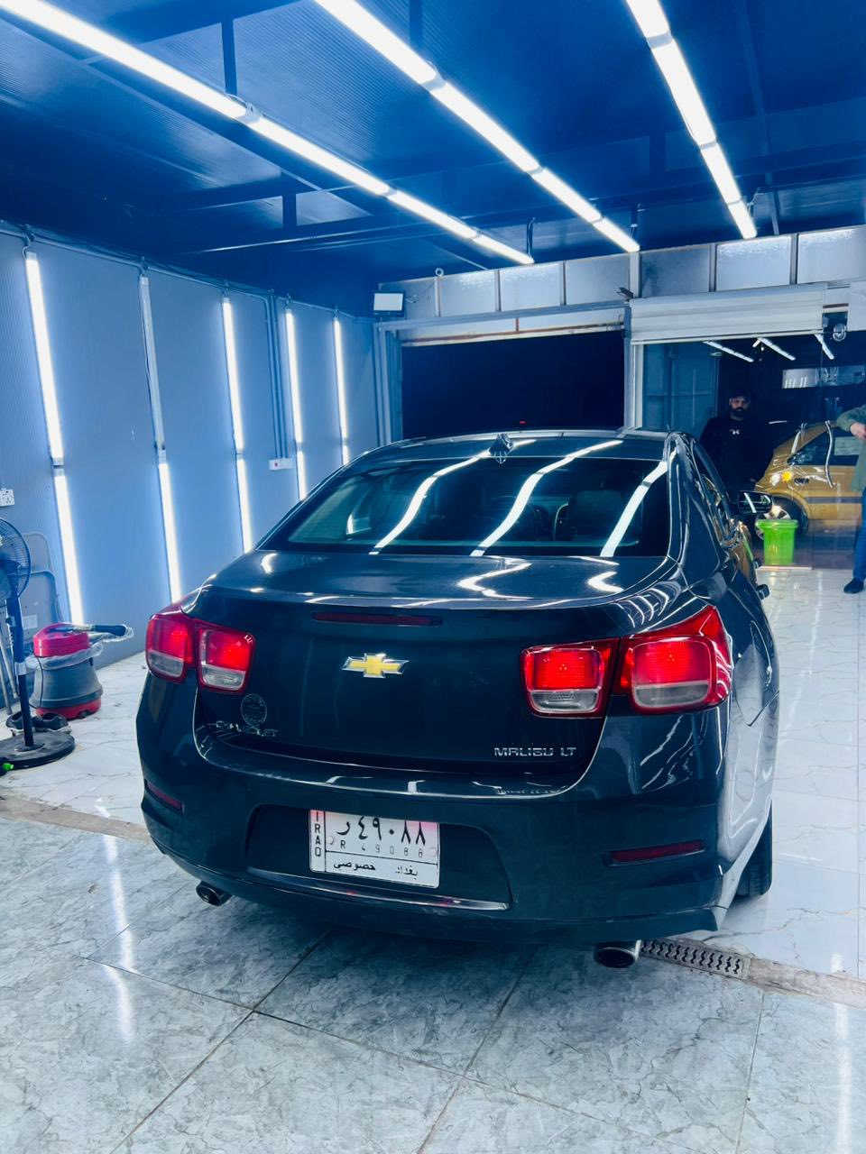 ماليبو 2013 بسعر مناسب
ماشيه 177 الف 

مواصفات LT  

شاشه / تشغيل عن بعد / كشنات كهرباء / تحكمات كامله/ كشنات جلد مخمل / السياره جاهزه بدون اي نقص كير و محرك جدد 

حادثها جاملغ بدون شواصي او لغود  بيهه صبغ ٣ قطع فقط  

السعر 88 وبيه مجال بصيط مكان بغداد 

***********
