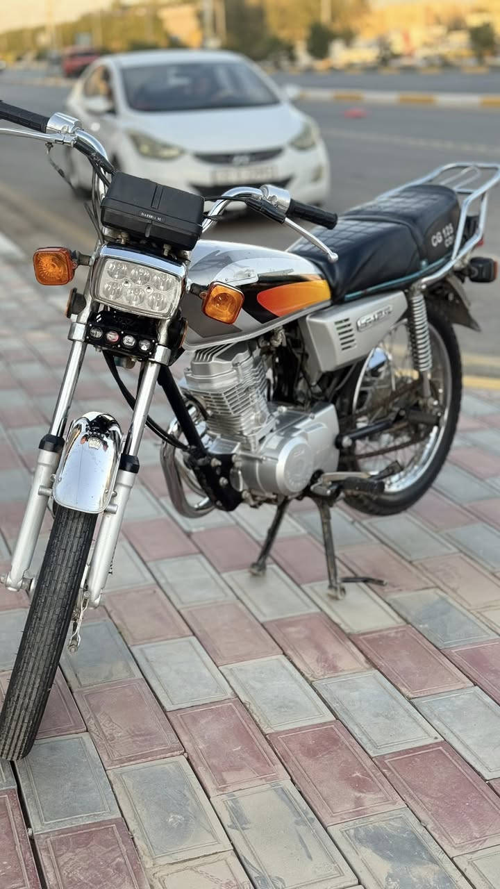 السلام عليكم نامه امتياز موديل 2026 كفاله عامه السعر 575 وبيه مجال …***********
برغي مامفتوح بيه أوراق سكنر مكاني كربلاء قرب مجمع الدره
