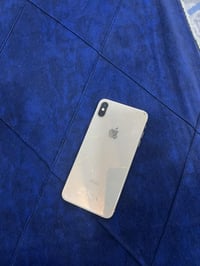 ايفون اكس ماكس للبيع مبدل شاشا اصليه 3 خيارات وما تطلع بل عدادات مبدله...