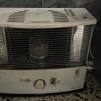 عندي صوبه للبيع نظيف جدا والسعر وتفاصيل على هذا رقم ٠٧٧٢١٧٨١٤٧٥