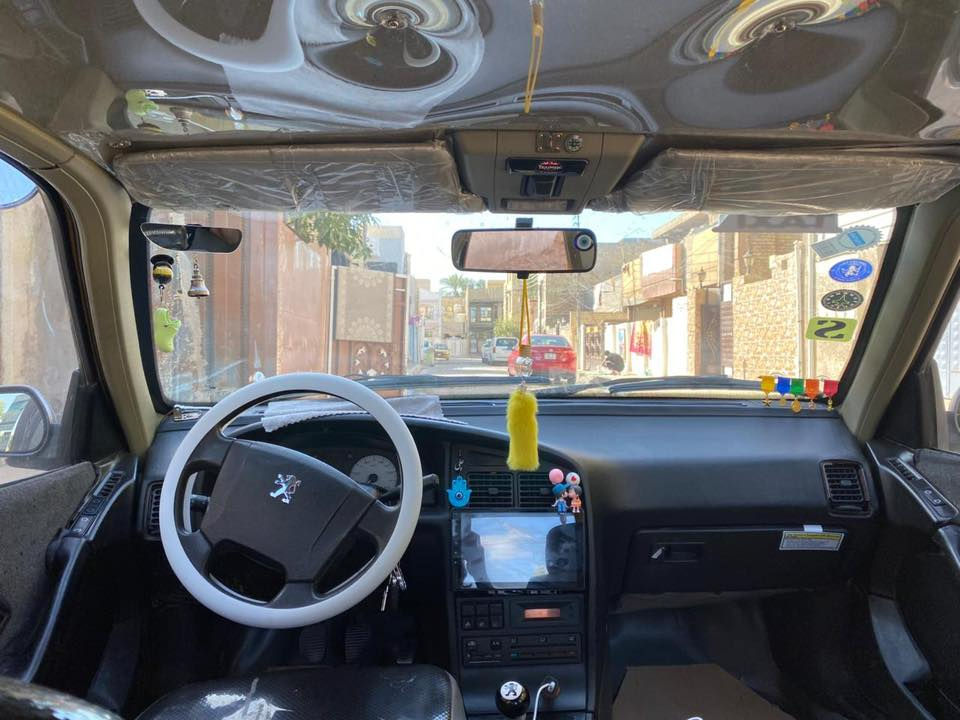 السلام عليكم بيجو بارص موديل ٢٠١٥ كامله مكينه كير تخم تايرات دواخل بيه بنيد مبدل او هلال مصلح 
تحويل مباشر مكاني بغداد المنصور السعر ٤١ وبيه مجال ***********
