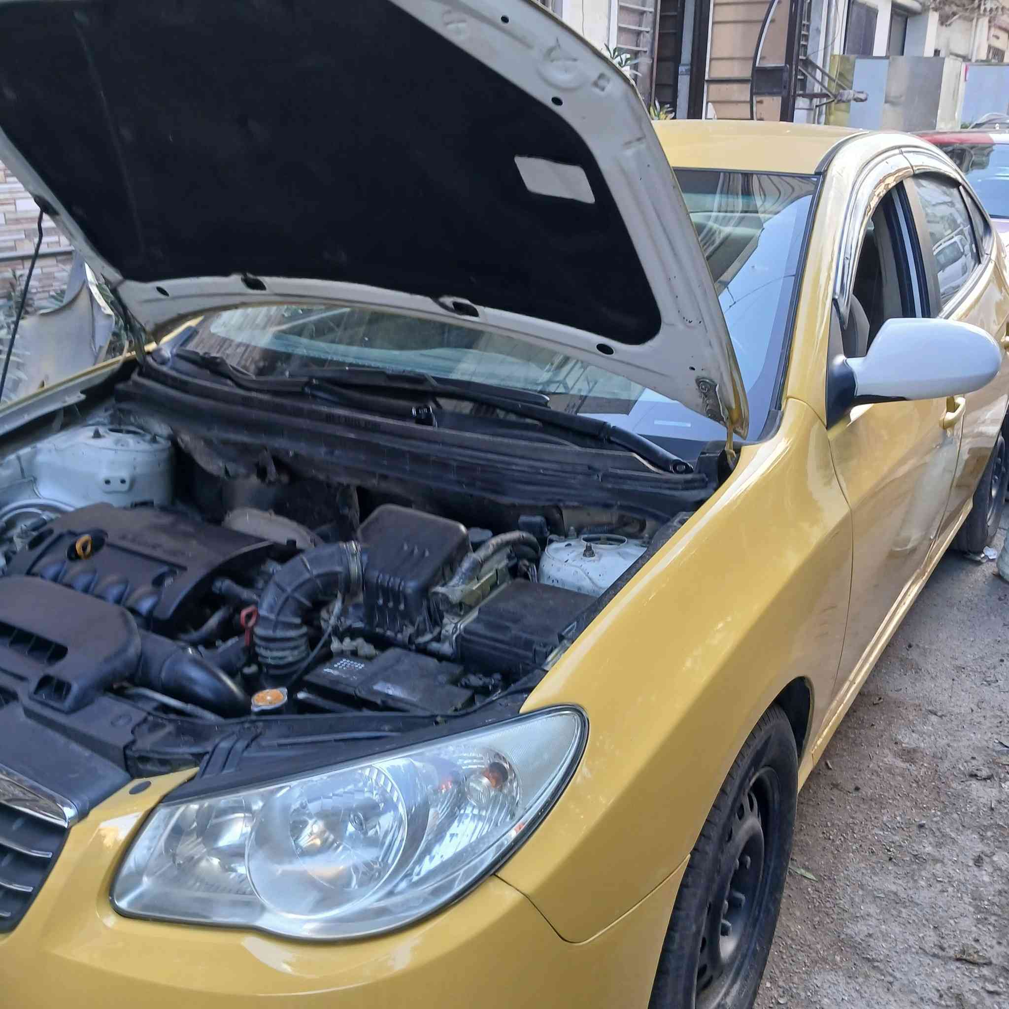 السلام عليكم للبيع الانتره ٢٠٠٩خليجي رقم بغداد بسمي محرك ١٦٠٠دكشن عالي تعمير جديد بيها حادث جاملغ خلفي بدون حوض اودواخل كير محرك تبريد حداديه كلها مكفوله للعلم تعمير صابغ الخارج ولداخل السعر ٩٠اوبيها شي بسيط مكاني بغداد الصالحية الدوريين للتصال *********** ترهم مراوس ويا خصوصي
