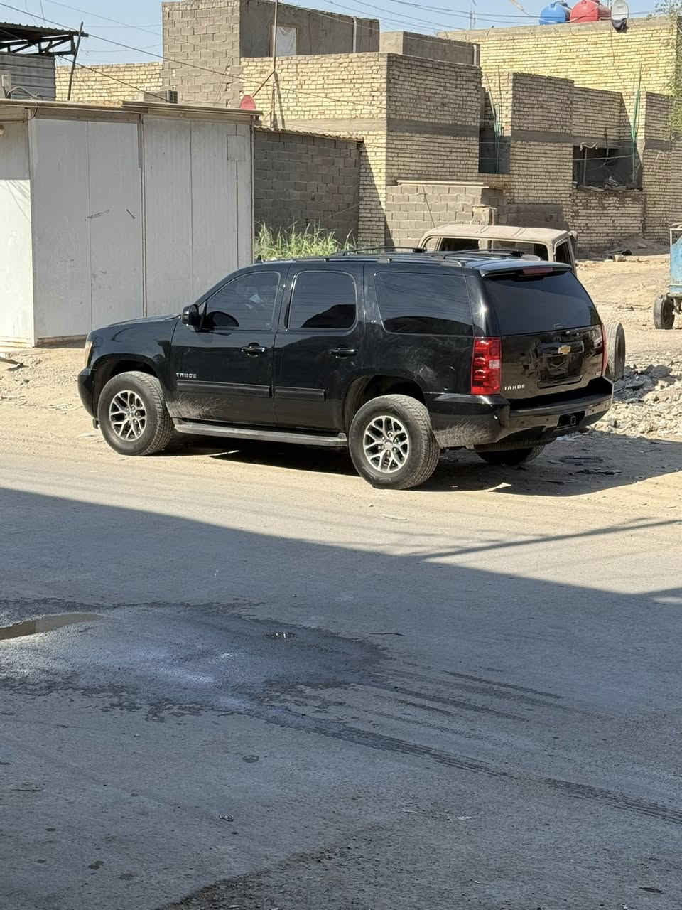 تاهو مديل 2010 امريكي ادوات دخول جديد سياحه دبي
السياره كلش جديدة ومناقصها شيء مرقم شمالي توم طبق الاصل كشنات جلد كهرباء وغرفتها كلش نظيفة ودخولها جديد 
مواصفاتها Lt
سعرها100 وبيها مجال بسيط
مكانها مدينه الصدر 
***********
