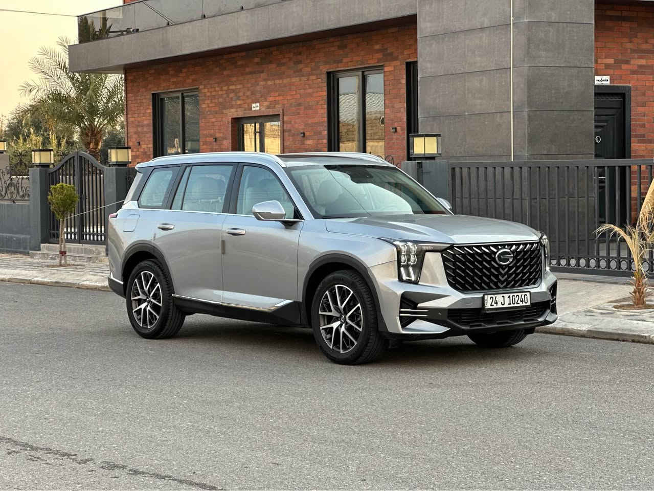 ‎گاگ GS8 2023 شکڵ نوێ فول
‎دروستکراوی هاوبەشی کۆمپانیای تۆیۆتا یە
 مواسفات پانۆراما بەسمە 3 ڕیز کشن سندوق کارەبا شەفت
شاشە گەورە 5 کامیرا 360 پلە کوشن سارد تبرید
‎مەکینە 20 دەبڵ تۆربۆ قوەتی 6 بستۆنی هەیە زەمانی 5 ساڵ 
‎گێڕ ئۆتۆماتیک 8 نمرە قوەتی 258 ئەسپ هێزی 400 
ویل گەورە ‎پێش کرۆم لایت لید و ئۆتۆماتیک..‎کشن جلد
 کامل ئێرباگ موکەبەرە الباین 10 سماعە ‎شاشە گەورە 7 ئینج وایەرلێس چارج ‎چونە ژوورەوەی زیرەک حساس پێش و پشت
‎ڕادار خەتی جادە و ڤۆلیۆم و تەحدید سورعە ئۆتۆ ستۆپ
تەنیا دوو  pdr ی بچووکی هەیە پێوەدیار نیە  زەمانی شەریکەی هەیە  بەشەرتی هەموو شتێک بێ بۆیاغە
تەنها 80 هەزار کم رویشتووە
سعر :  188 وةرقة و مةجال
‎*********** واتساب أربيل, العراق
