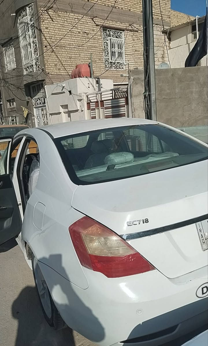 السلام عليكم ام كراند سي 7 بلادي م2013كير محرك تبريد تدفئه كهربائيات صدر أمامي خلفي سيرفس كامل الادامه مسويله كير حشوه مني كوبر رقم قادسيه سياره بلاديه نظيفه  بيه صبغ قليل بدون. ظربه السعر ٤٨ وبيه مجال للشراي ***********
