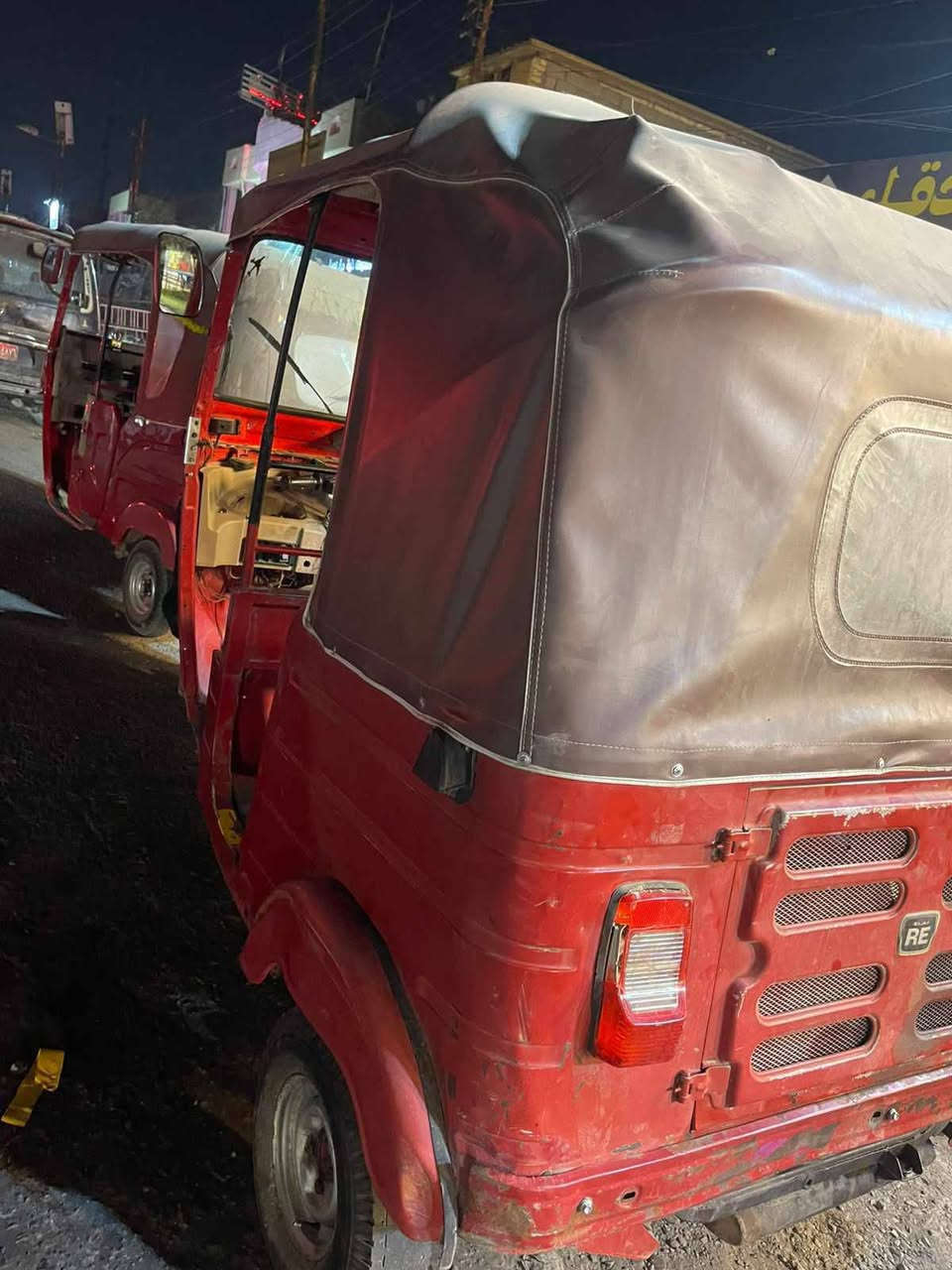 تكتك للبيع 19 رقم وسنويه مكاني بغداد
***********
