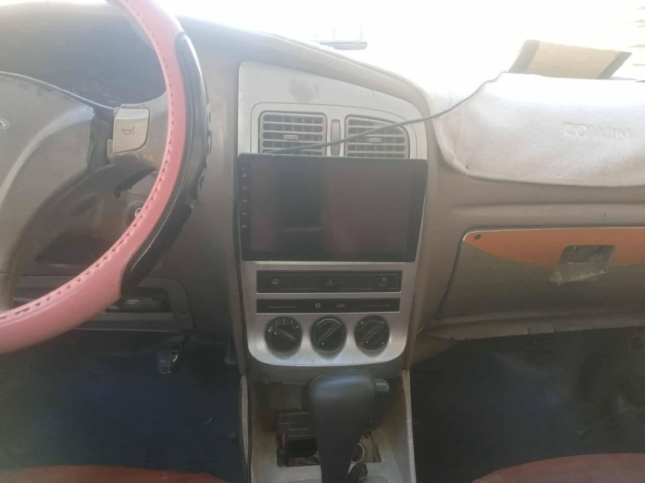 السلام عليكم سياره شيري كوين موديل 11(صفره) محوره كير اتوماتيك ومكينه كورلا صدر خلفي وامامي جديد كرهبايات كله شغاله مصفره غرامات وهىيه السعر 30 مكاني الأمين رقمي (***********)
