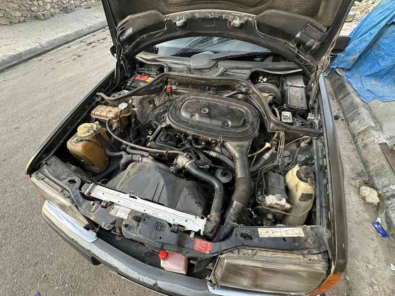 مارسدس ستيشن موديل ١٩٩١ 

بدون صبغ و بدون معجون 
مكينه و كير مارسدس مكينه عنكبوت 
مكينه ٤ لا صرف لا نفخ لا كلشي سياره مال بيت 
سعر ٥٥ و بيها مجال تواصل خاص او ع رقم ***********
