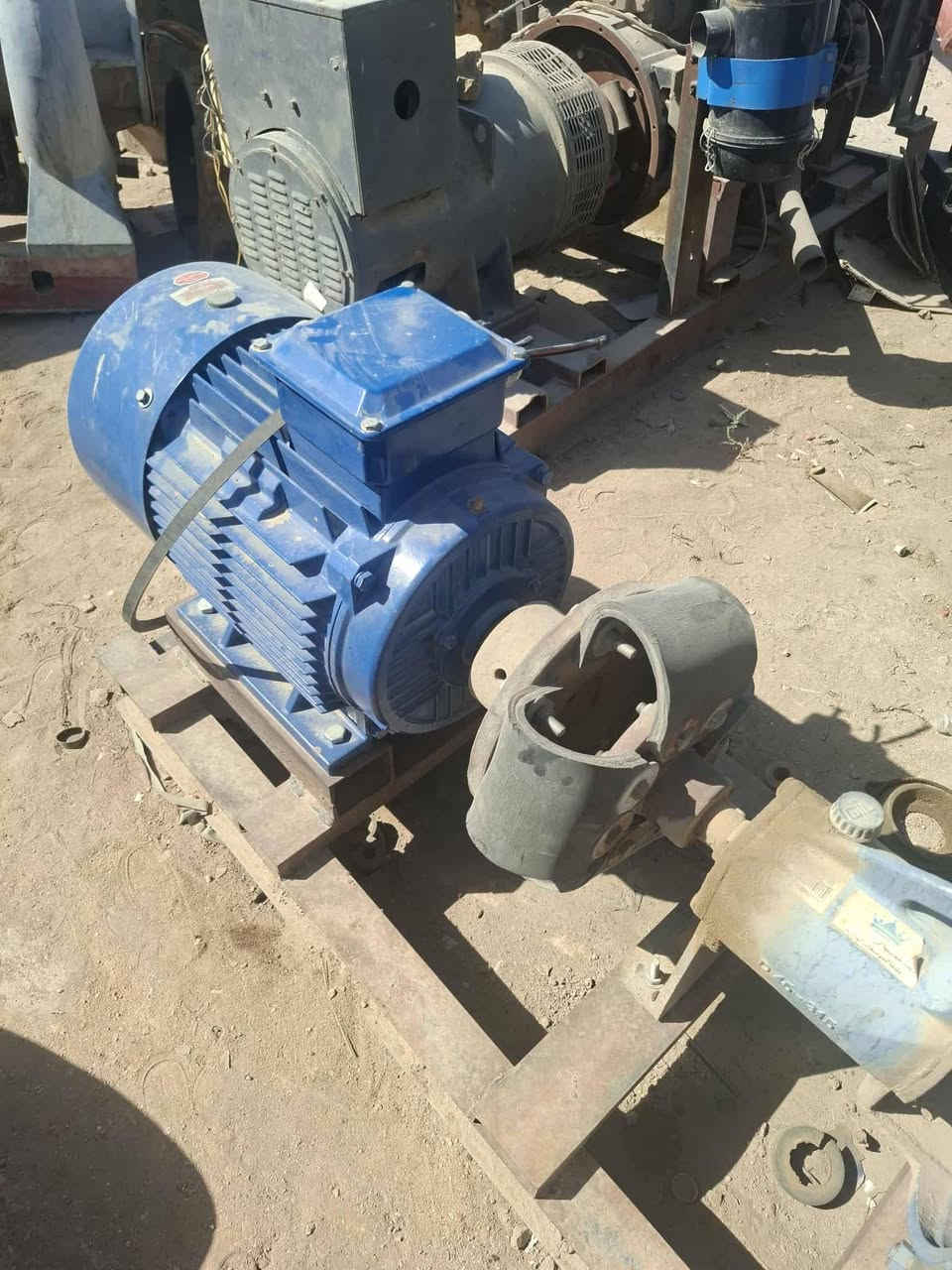 السلام عليكم اخوان ماطور ٤٠حصان جديد مامشتغل ويا خنزيره ٦/٥مشتغله ٤تشر هيد ٣٥ اكيو ٣١٥ظغط عالي ٣٧احصان مال مرشات ارضيه سعر ١٢٥٠ الديوانيه قضاء عفك *********** الله شاهد مشتريهن ١٦٥٠ الله يرزقك الجميع
