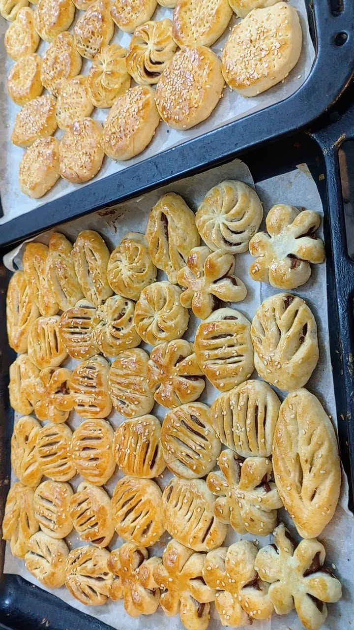 السلام عليكم
تم تجهيز طلبيات الكليجه كليجه مشكله
متكون من تمروجوز وجوز نركيله حسب طلب الزبون
الحجز مفتوح ع كليجه العيد المشكله والي يحب يحجز يراسلني خاص توصيل متوفر


**إذا كنت صاحب هذا الإعلان وتريد حذفه لأي سبب، رجاءا أرسل رسالة إلى الدعم الفني**