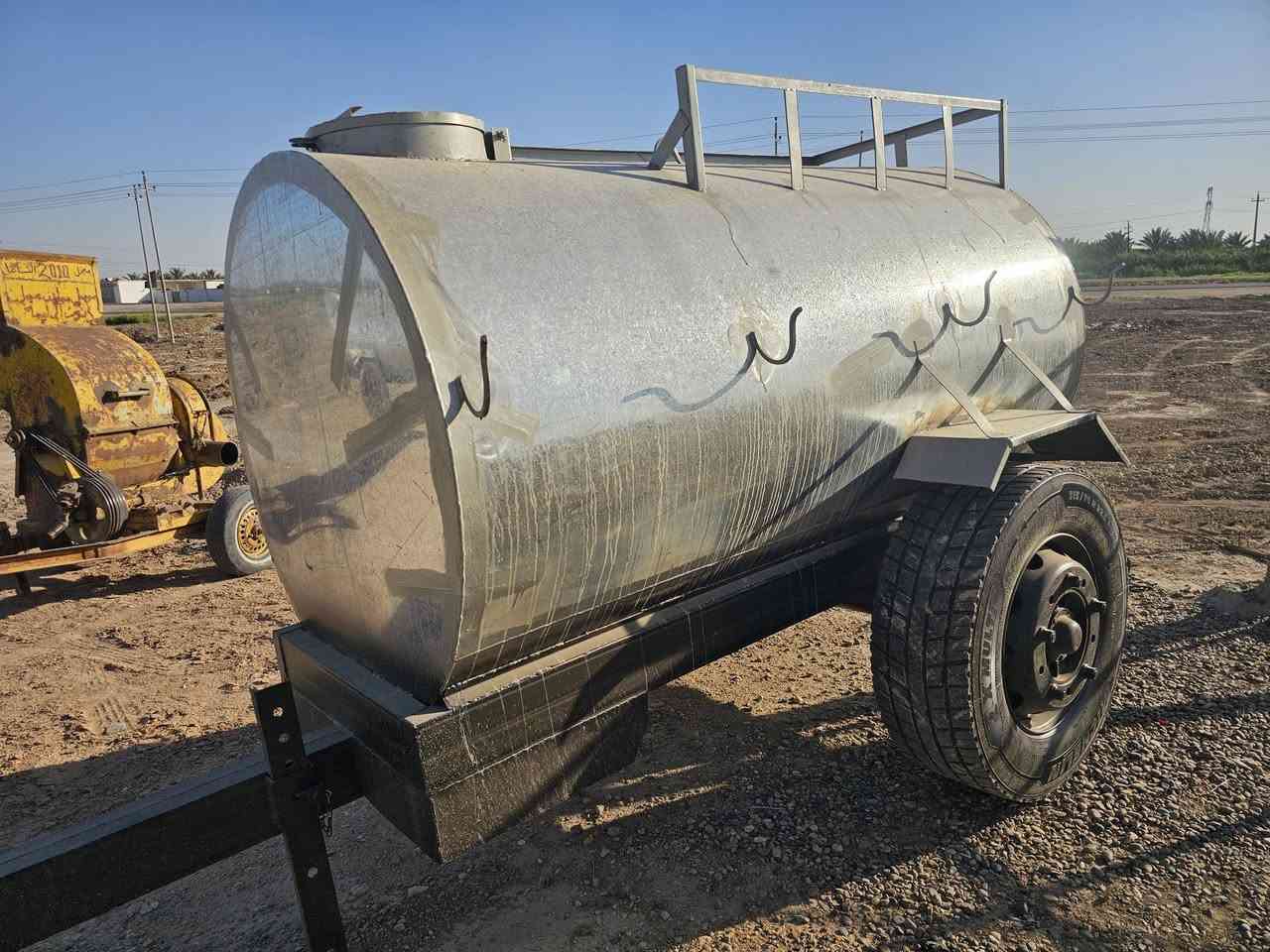 مقطورات الماء والتانكيات للبيع مغلون درجه اولى دنكير تاير 22 شاصي بلادي السعه 5000
المكان الشوملي قرب السريع الدولي على الشارع العام قرب المحطه البهاء مدخل الشوملي
للاتصال على الارقام التاليه للاتصال
*********** واتساب
*********** واتساب
*********** 
توجد خدمات توصيل لكافه المحافظات
