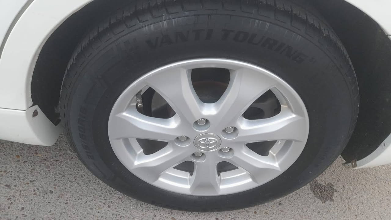 السلام عليكم
تيوتا كامري 2009
مواصفات GLX
حساس امامي خلفي
شاشه وكاميرا
برده كهرباء
فتحه
 اشاير بالمرأه الجانبيه
كتلوك وسويجات عدد ٢
محرك كير كفاله ماشيه
١٨٠
صبغ بيها ٣ قطع جماليه بدون دواخل
السعر ١٢٠ مكاني بغداد
الاتصال على ***********
