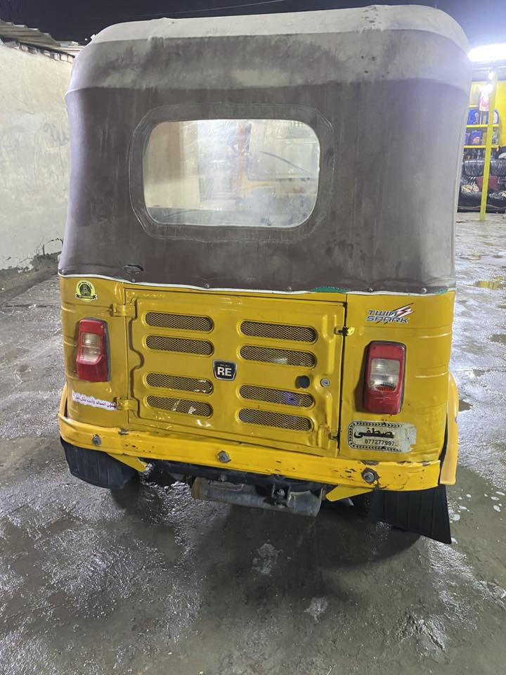 السلام عليكم تكتك 20أوراق 7 أصوليه  نضيفه وكامله خير من الله تكتك ب 5 وبيها  مجال مكاني بغداد مدينه الصدر  اللاتصال ***********
