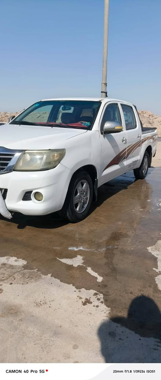 فلاونزه موديل 2014
شاي 19سعودي
الرقم قادسية(الديوانية)
سيارة بأسمي تحويل ثاني يوم 
محرك مفتوح 
سيارة بيه ضربه صفحة سايق فوك تاير الامامي
تبريد ثلج تايرات جدد
السعر 150 
العنوان البصرة الزبير 
*********** اتصال وبيه واتساب
