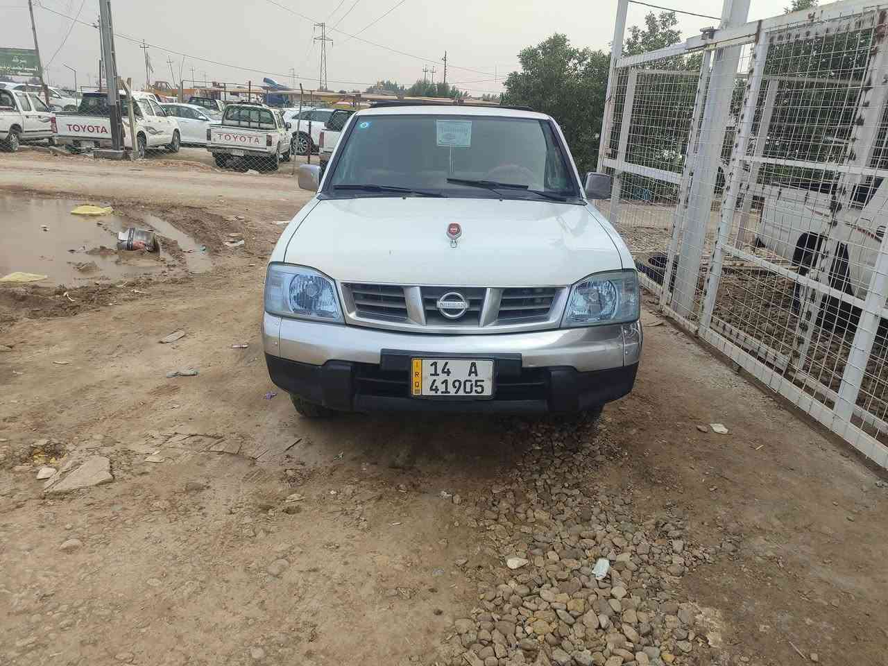 سلام عليكم بيكم تك نيسان موديل 2014 مكفوله كفاله عامه سنويه مجدده رقم بصره سعر 130 وبيهى مجال  الهاتف ***********
