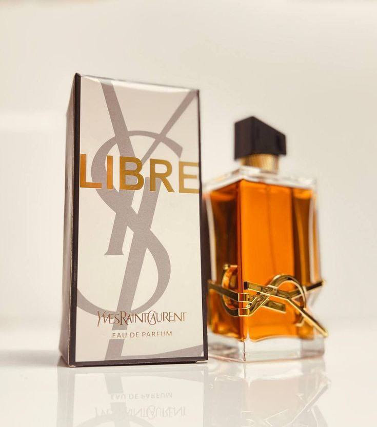 شعور. 🤎✨
"في عالم يضع الحدود، أنتِ تختارين كسرها. LIBRE هو العطر الذي صُمم للمرأة التي لا تخاف أن تكون نفسها الحقيقية. إنه مزيج ثوري من الأنوثة والقوة.✨🤍
​يبدأ العطر بنفحات منعشة وجريئة من اللافندر الفرنسي المستخرج خصيصاً ليمنحكِ شعوراً بالتحرر المطلق، يليه قلب دافئ ومشرق من زهر البرتقال المغربي الذي يضيء طريقكِ. يستقر هذا العبير الساحر على قاعدة عميقة وغنية من الفانيليا والمسك التي تترك أثراً لا يُمحى.🤎🫧
​LIBRE من YVES SAINT LAURENT. ليس مجرد عطر، بل هو إعلان عن الاستقلال. ارتدي حريتكِ."🤎✨


**إذا كنت صاحب هذا الإعلان وتريد حذفه لأي سبب، رجاءا أرسل رسالة إلى الدعم الفني**