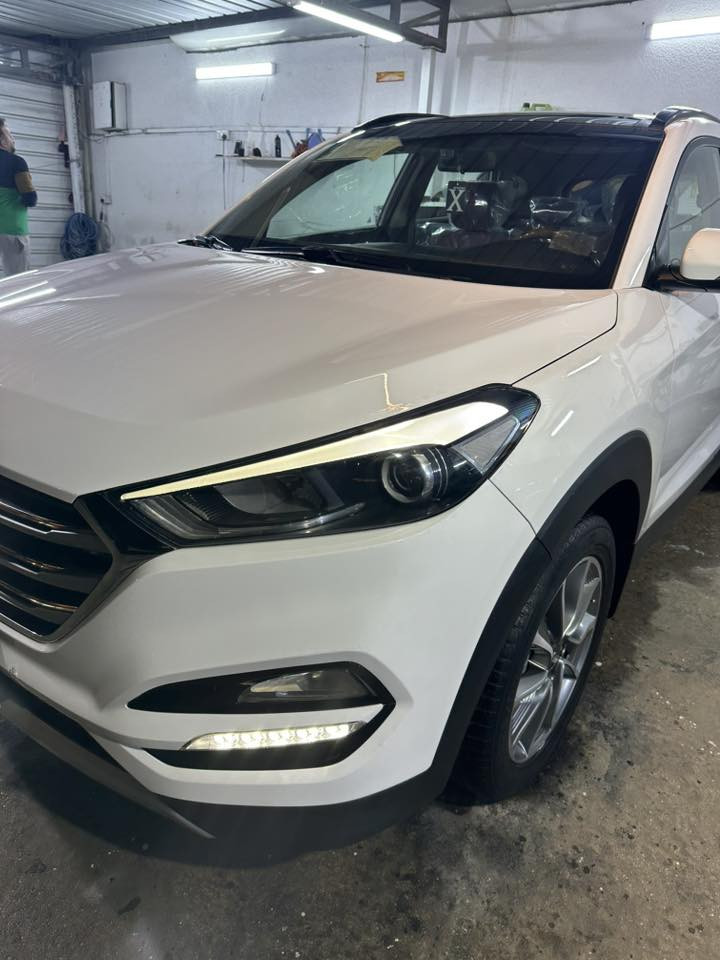 سلام عليكم توسان ٢٠١٨ خليجي بانوراما تحكمات صاج شاشه عطلات مري شفط لد صباحي ويلكب يدات كروم ٣انظمه كير محرك 2000 كير محرك كفاله ماشيه ١٢٣ الف حقيقي سيارات جديده جداً بيهه طخه بل جاملغ اليسر مبدل ابلادي سياره بدون صبغ وبارد اربع اصابع فقط بيهه سونار رقم بغداد العنوان شهداء البياع السعر ١٨٣مجال بصيط رقم هاتف *********** غير متواجد على فيس خابر وتدلل سيارة احله من الصور
