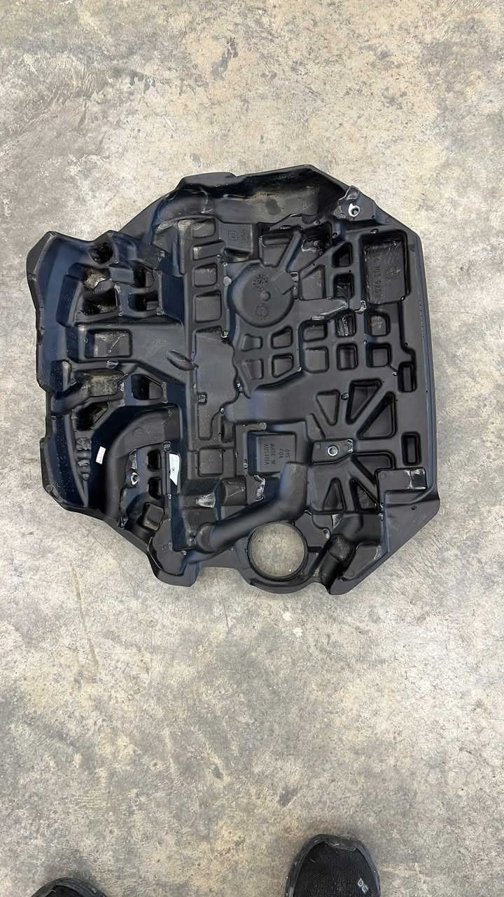 واتساب***********
لبيع‎ جميع قطع غيار سيارا المانيه 

‎اطلس - تيكوان- طاوس - جيتا - باسات - كولف 

‎توصيل جميع محافظات العراق
