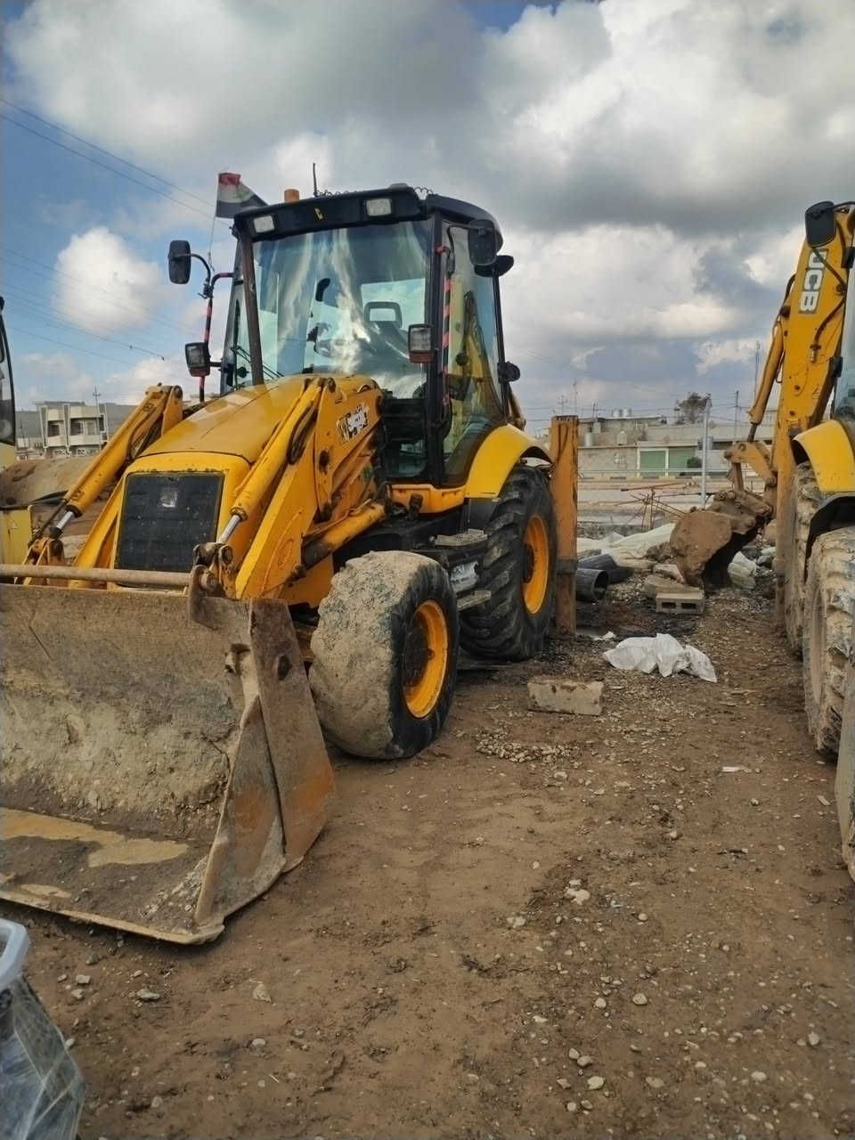 السلام عليكم جيسي البيع مكان موصل 2003 ***********
