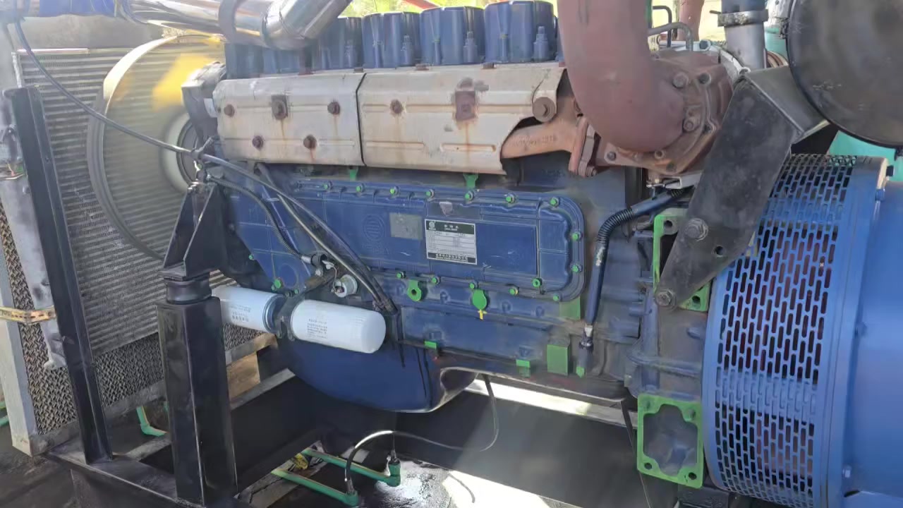 لبيع محرك شتاير 12 ولف ابيع عل الحمل العنوان بابل السياحي العتايج /***********
