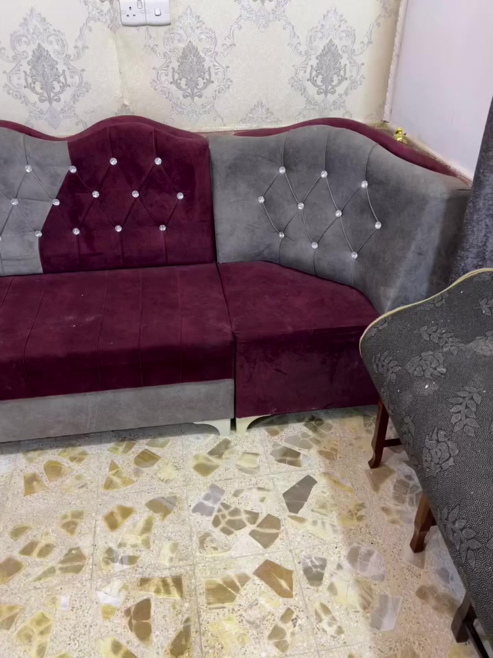 طخمين للبيع مكان شارع 400 السعر الواحد 300 وبيه مجال قليل.


**إذا كنت صاحب هذا الإعلان وتريد حذفه لأي سبب، رجاءا أرسل رسالة إلى الدعم الفني**