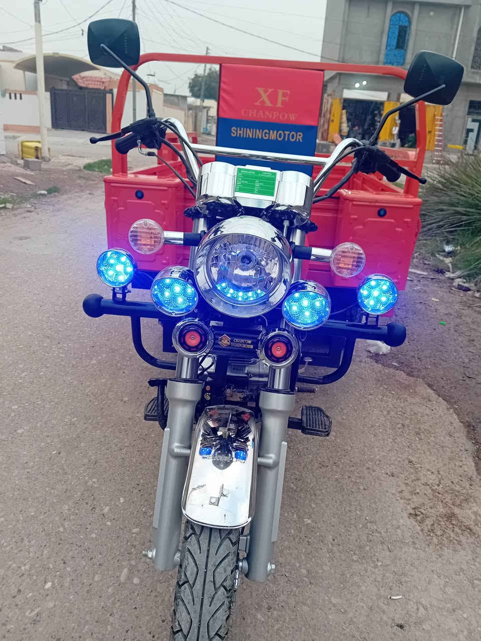 السلام عليكم ستوتة ٢٥ البارحة نازلة بعدها بدهن الشركة 
السعر ٢٧٠٠ المكان بغداد بسماية مجمع الإحسان رقم ***********
