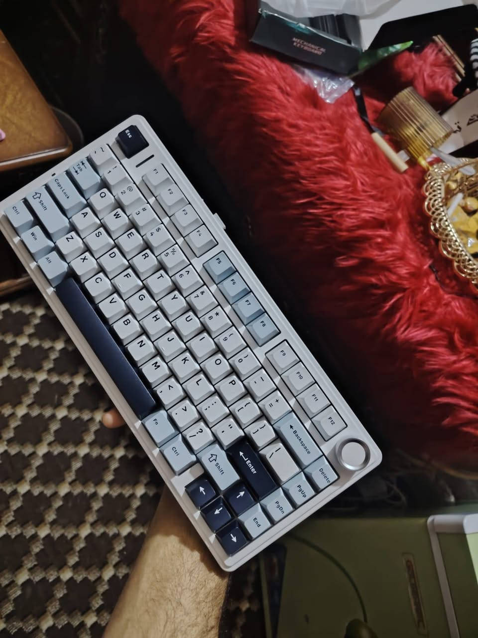 السلام عليكم كيبورد امزون شوف الفيديو قيم ب اليرضي الله مكان كربلاء حي العامل ***********
