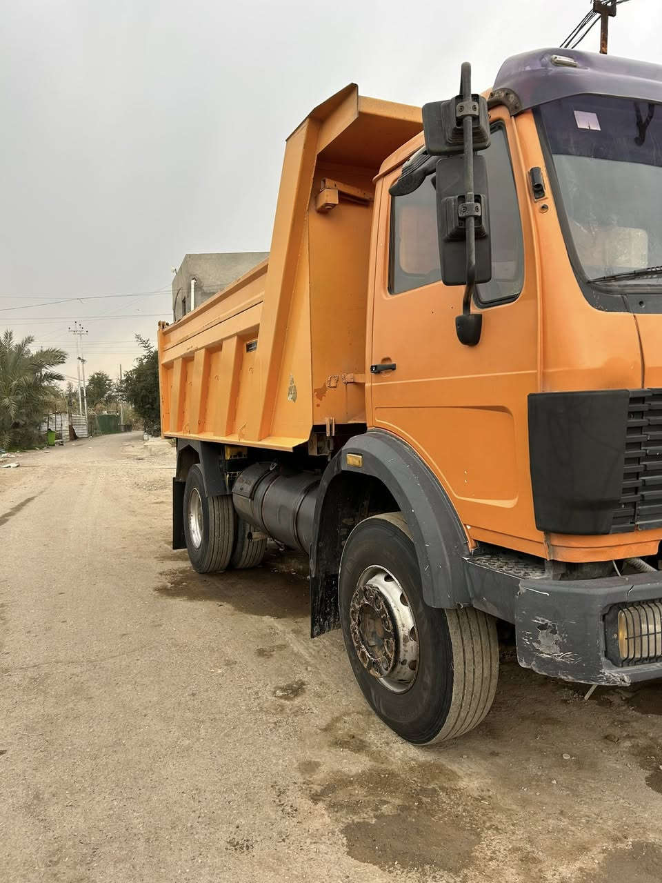 سلام عليكم تك البيع موديل 1989مكينه 6عادي كير 6شلعه اكشن نص GFفرنسيه مامحنيه  مكان السياره بغداد الاتصال ***********
***********
