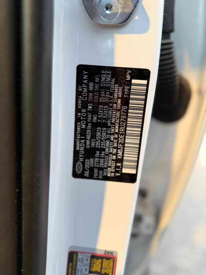 توسان 2024 
حادث فقط دعامي اماميه وشبرا بنيد 
فول موصفات XRTماعده الفتحه 
ماشيه 13
كشن كهرباء + تاتفه 
سايدبرك كهرباء 
***********
***********
