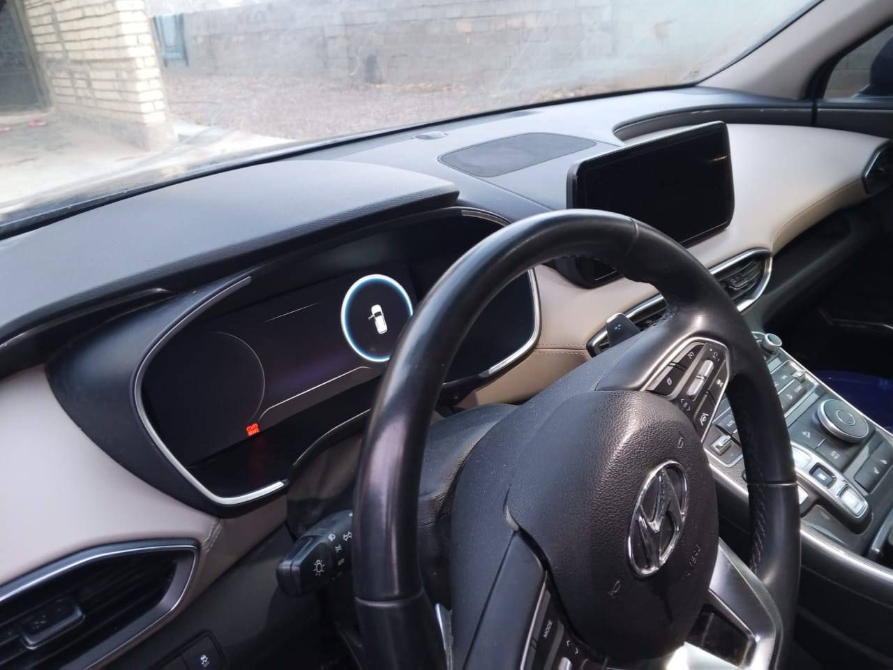 سنتافي هايبرد  موديل ٢٠٢٣
البيع
 السيارة فول واحد على واحد 
الحادث واضح في الصورة 
صبغ بنيد و قبق جنطه  موضحه في الصور
ماشيه 35
العنوان بغداد المعامل 
السعر 189 الف
السيارة رقم بغداد بسمي 
للتواصل على 
الرقم 
***********
