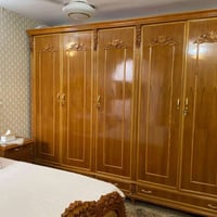 غرفه استعمال نظيف للبيع مستعجل للبيع لغرض السفر ٢٥٠ اتصال عالرقم فقط 0...