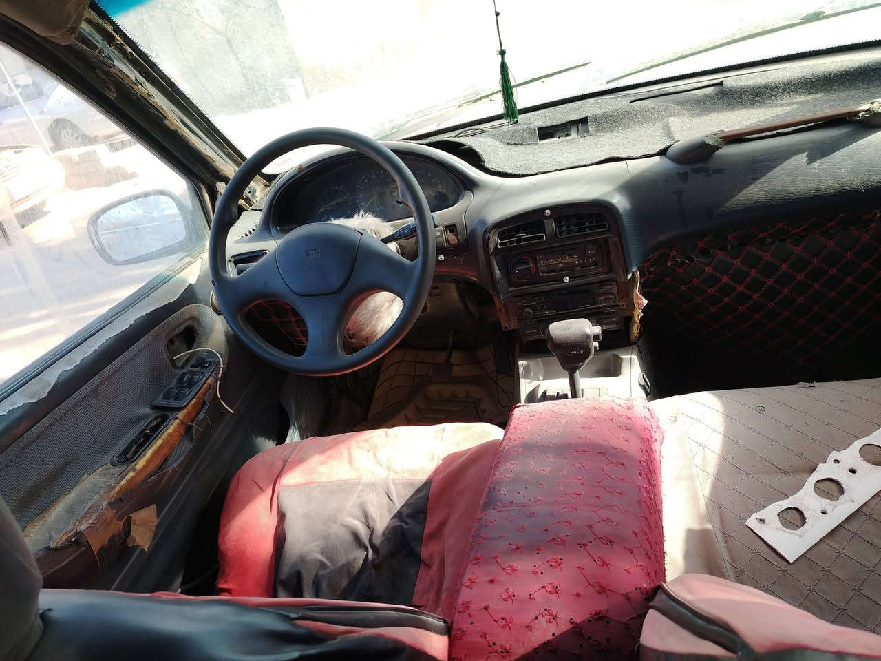 كيا سبورتج موديل94سياره صار بيها عطل كهربائي وتركتها ابيعها كوم حديد سكراب الي يريد ياخذها تفصيخ مكانها ناصريه 
رقم الهاتف  ***********
