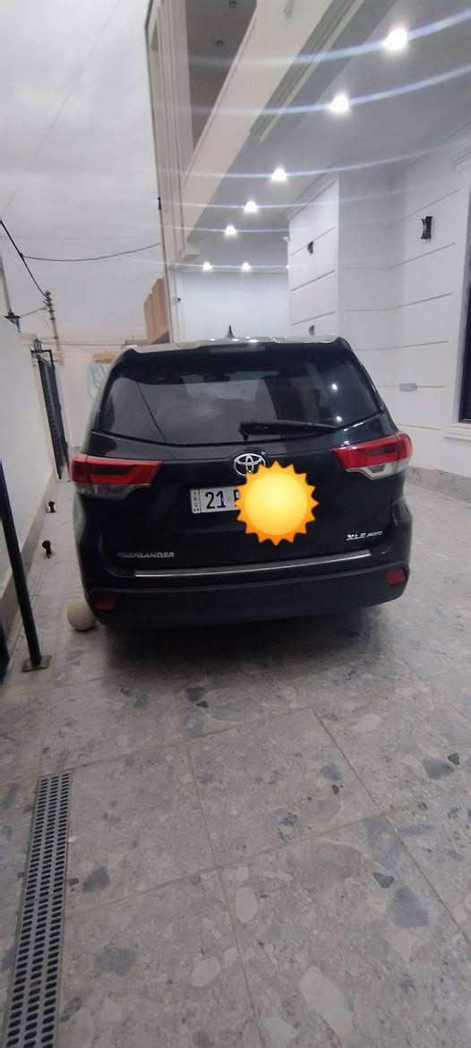 السلام عليكم
تويوتا هايلندر 2017 فول   اعلى فئة XLE  

 رادار 

نقطع عمياء 

مثبت سرعة 

محرك 6 سلندر 3500 

بصمة عدد ٢

فتحة سقف

جلد 

كشنات منفصل 

كشنات كهرباء 

كشنات تدفئة 

بردات ابواب 

جنطه كهرباء 

دوسات ابلاديه

توقف ذاتي 

ويل كروم 

7 راكب 
كشافات 
تحكمات مقود 
شاشة - كامرة 
بصمة ترحيب  
ماشية ١٢٠ الف ميل حقيقي السيارة جديدة كلش بعدهة بريحة الشركه 

رقم  سليمانيه تحويل ثاني يوم 

الضرر موضح بالصوره تعديل باارد فقط لا اكثر 

السعر 250 وبيها مجال
بيع فقط

مكان السياره كركوك 
للاستفسار اكثر اتصل ع الرقم ***********
