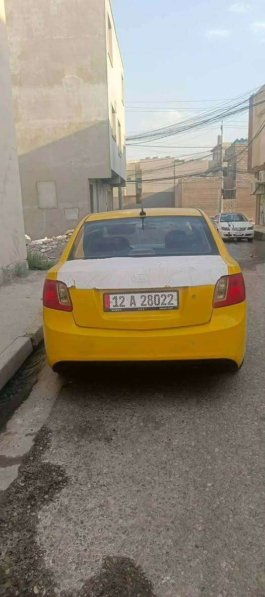 السلام عليكم ورحمة الله وبركاته
🚘كيا ريو وارد امريكي 
👋موديل2011
👋رقم نينوئ غرامات وهيئه صفر
🤚مواصفات برايد داخل اسود
👋ضررها جاملغ تبديل وبيها رأس الشاصي باردبيها تلكطيات معجون 
🚥السعر77💵وبيها مجال 

العنوان⬅️
موصل حي السماح 
 شرط التحويل غرمات صفر هيئه صفر 
‏‪***********
***********
