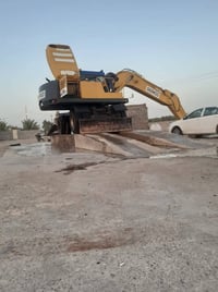 للبيع حفاره دايو موديل 1999  حجم 170 سنويه مجدده 2026 الاستفسار   0781...