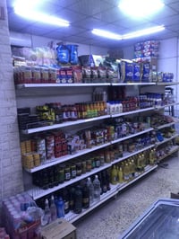 رف سفينه قطعتين للبيع   عرض 120 ارتفاع 180 خمس رفوف بكل جانب  قطع نظيف...