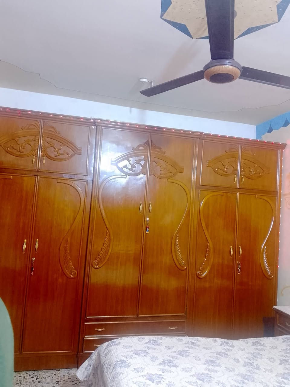 سلام  عليكم  غرفه صاج عراقي  اريد  ابيعه  سعر  850العنوان  بغداد  الحريه  رقم  وستفسار ع لواتساب ***********
