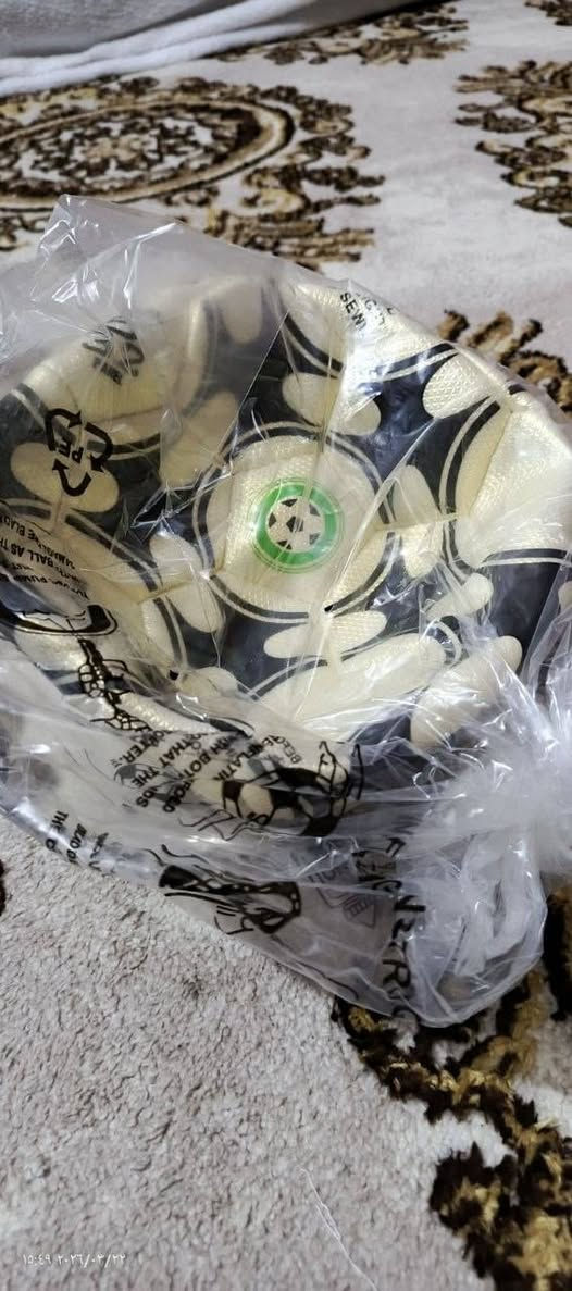 السلام عليكم مكلفه بالنشر
كره لعب اصليه الترين  ملعب 11
المعرف لايعرف  

السعر صدمه ب11 بسس 

متوفر توصيل لجميع محافظات العراق


**إذا كنت صاحب هذا الإعلان وتريد حذفه لأي سبب، رجاءا أرسل رسالة إلى الدعم الفني**