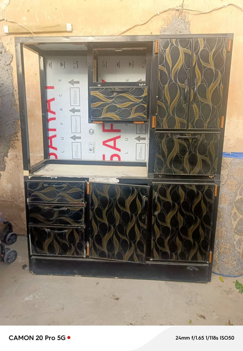 للبيع أسعار مناسبة ***********
