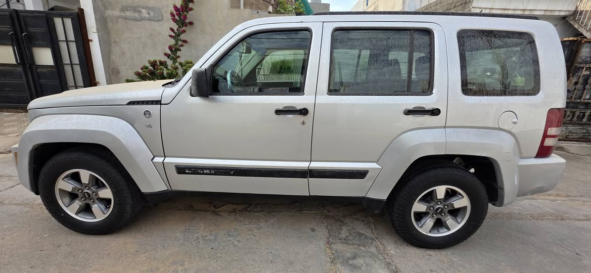 جيب ليبرتي مۆدێل  2008

دبل اكسل 4×4
تحديد سرعه
كشن كهربائى
تبريد وتدفئة
ABS
رقم وسنوى جديد لحد 2030
ويل كروم
4طايرات لوك 
كير و مكينةى بشرط 
مكينة ٦ _3.7
صبوغ ربع بونيد + جاملغ جهة سايق كركوك, العراق


**إذا كنت صاحب هذا الإعلان وتريد حذفه لأي سبب، رجاءا أرسل رسالة إلى الدعم الفني**