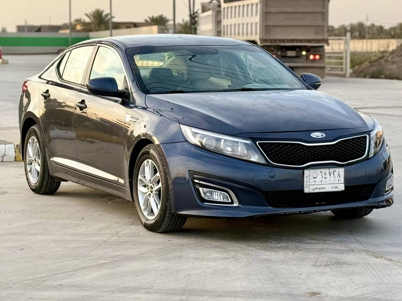 السلام عليكم
اوبتما موديل 2014 شكل 15 

خليجي محرك 2400 درش 

محرك مكفول مامفتوح

رقم بغداد شرط لتحويل 

سياره بيه صبغ بابين 

موصفات نص فول 

ماشيه 217 

لون رمادي 

لسعر 114 وبيه مجال 

رقم تليفون ☎️  7723872942
