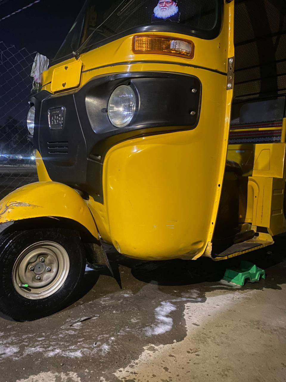 سلام عليكم تكتك للبيع موديل 19 شهر 12 نازله بل عشرين تعمير بس دوس باقي كفاله
مكاني بغداد محموديه تكتك اوراق مو رقم 
سعر 5 
***********
