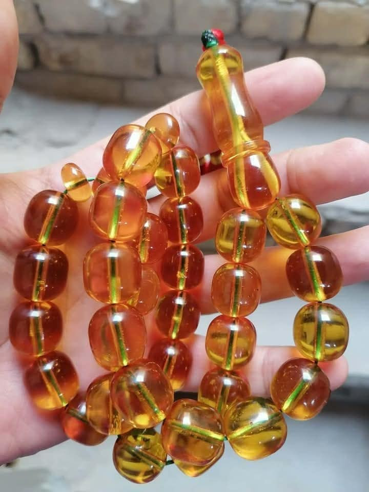 ٧ مسابح سندلوس باكستاني قديم اوزان خشنة شلعة وحدة بدون مفرد 
يوجد توصيل


**إذا كنت صاحب هذا الإعلان وتريد حذفه لأي سبب، رجاءا أرسل رسالة إلى الدعم الفني**