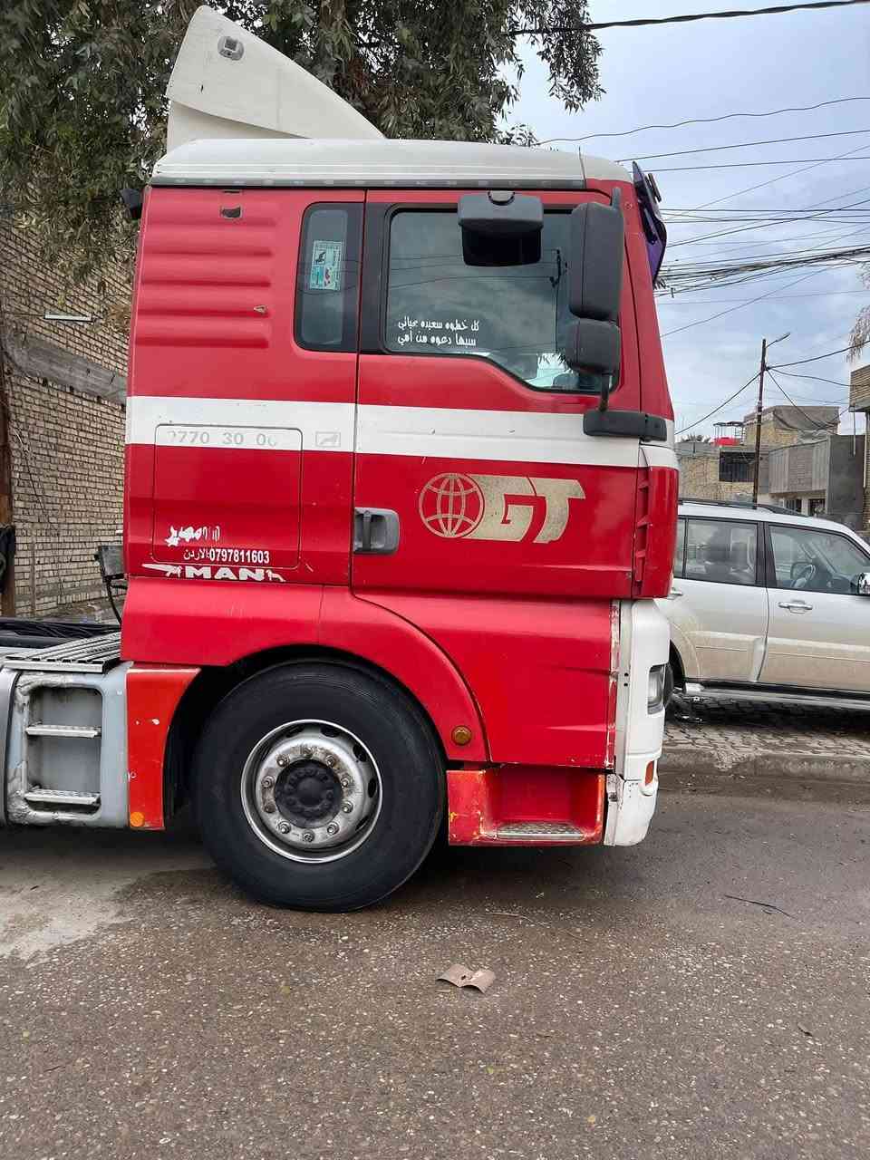 السلام عليكم مان تيكه 2004بم ونوزل 410 كير اوتماتيك عرجه تخم تاير رقم بغداد مشروع وطني سنويه2028مربوطه فلات 4محاور تبريد بلادي ثلج ❄️ عربانه المانيه 3دناكير ومكان الرابع موجود طول 13/20 دناكير 13مدور   تايرات العربانه نص عمر  السياره جاهزه للشغل /
المكان بغداد الكماليه 
لاستفسار/***********واتساب
