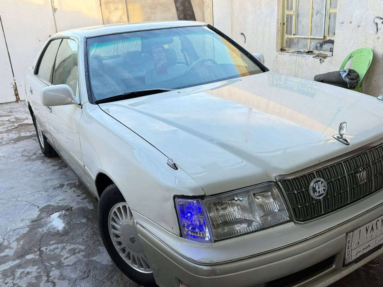 اسلام عليكم سياراه راس الثور فلات موديل 1997 الرقم البصره سنويه مجدد الحد سنت 2027 تحويل مباشر والسياراه كفاله من الكص والنقل كير ومكينه فيفتي بلكرتون حداد 💯/💯 دواخل جدد كهربيات كله شغاله تخم تاير ويلكب جديده والسياراه جاهزاء مجهزاء مال جناي السعر  75  بيه مجال العنوان البصره التصال *********** التصال عله الرقم انه مكلف بلنشر مارد خاص تصال وتدلل
