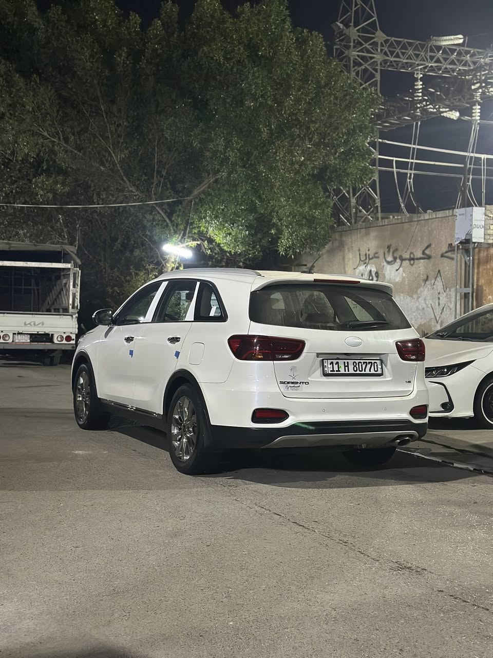 سلام عليكم لبيع سورنتو 2019 بغداد
بصمه سياره جنطه كهرباء 

تلاثه قطع تبريد 

تخم تاير جوه شركه اسبير مانازل 

مكفوله بس عده رصعه يم قيق بانزين مال حصوه 

باسمي السيارة مشروع وطني

ماشيه 64 حقيقي تجي وشوف سيارة احله من صور 
دوشمه ارضيه وكشنات 

الاستفسار رقم الهاتف ***********
