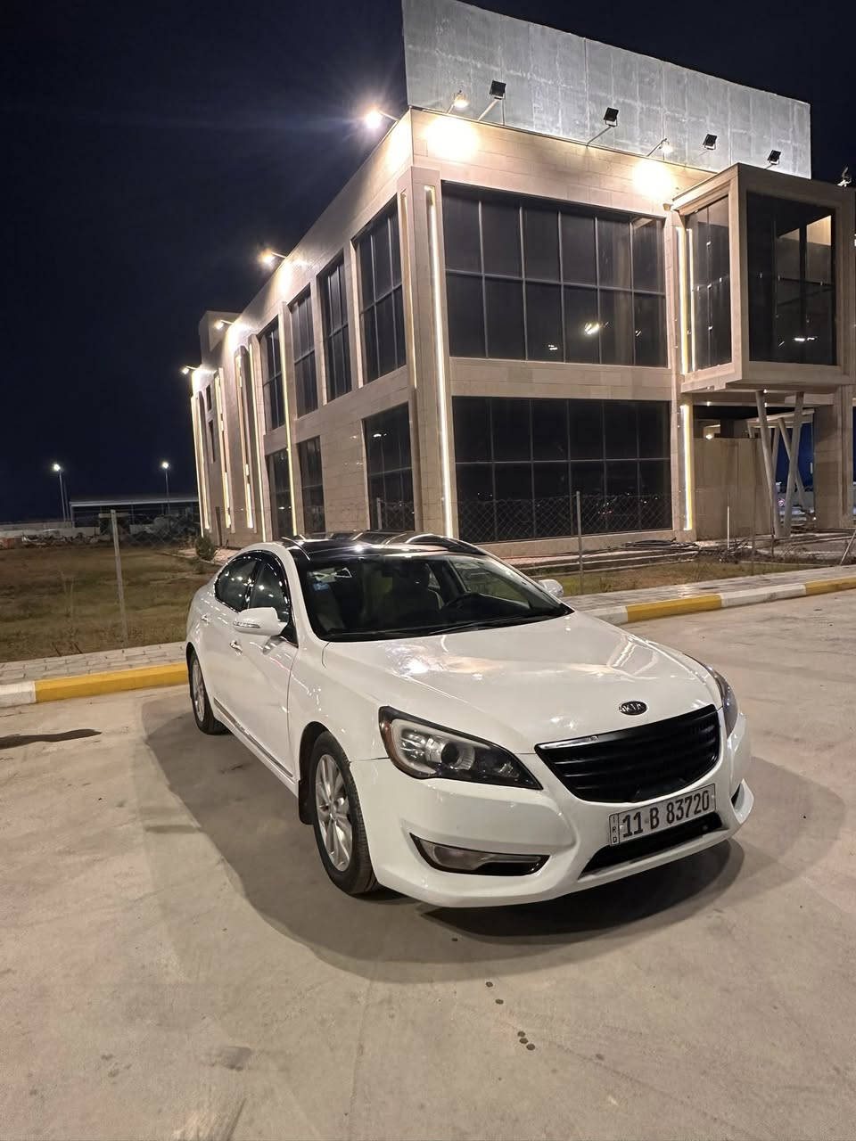 كادنزا ((2011))  خليجي 
السعر  ‼️97 ورقه  وبيها مجال للشراي ‼️
207 000 km
 فول 1/1 
محرك 6 سلندر  
رقم بغداد دولي بأسمي شخصياً 
كير ومحرك و حداديه كفاله 
تخم تاير و ويل  كوري جديد
‼️صبغ حزام جماليه 
( لغود شواصي  و دواخل  كفاله ) ‼️ كفاله عامه  ‼️( سونار مرفق بالصور)
من الحادث والضربه فقط صبغ اثر شخوط 
واسط / الكوت /مركز المدينه 
*********** 
اتصل و خادم
