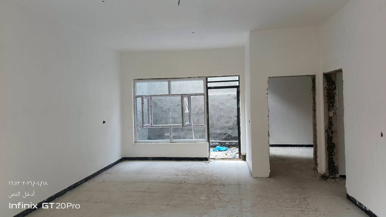 بيت العمر جاهز بانتظارك
‏بيت للبيع بسعر مغري للراغبين بالسكن بين النجف وكربلاء وفي موقع استراتيجي
‏استثمار حقيقي أو سكن مثالي! منزل للبيع في  ( مجمع ما بين الحرمين) على الطريق الرابط بين النجف وكربلاء   لعشاق المساحات الذكية.. (الخريطة الماسية ) وبمساحة 300متر استلام قريب جداً: البيت في اللمسات والتشطيبات النهائية، ويكون جاهزاً للسكن الفوري 
‏📞 البيت في مراحل الإنجاز الأخيرة والفرصة محدودة!  للمعاينة وحجز العقار اتصل الآن( ***********)
‏
‏
