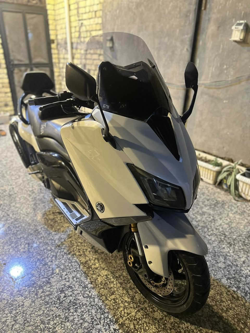 السلام عليكم 
تي ماكس 2017 بصمة 
مكينه مكفولة 
 ماشيه 25
تخم تاير جديد 
قايش داخلي وخارجي اصليات  
تجوة بلاديه 
مري بلاديه 
كهربائيات بلاد 
بانزين محسن 
دهن امزويل جديد 
السعر53. وبيهة مجال 
مكاني بابل المركز 
***********
